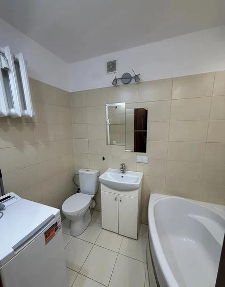 Garsonieră decomandată în Buziașului
