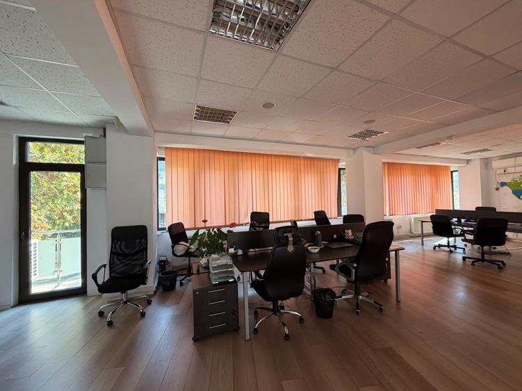 Birou, de 880 mp, în Cotroceni
