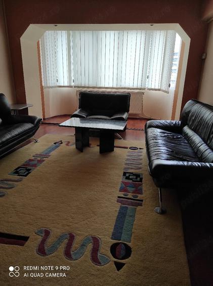 Apartament cu 2 camere decomandat în 22 Decembrie