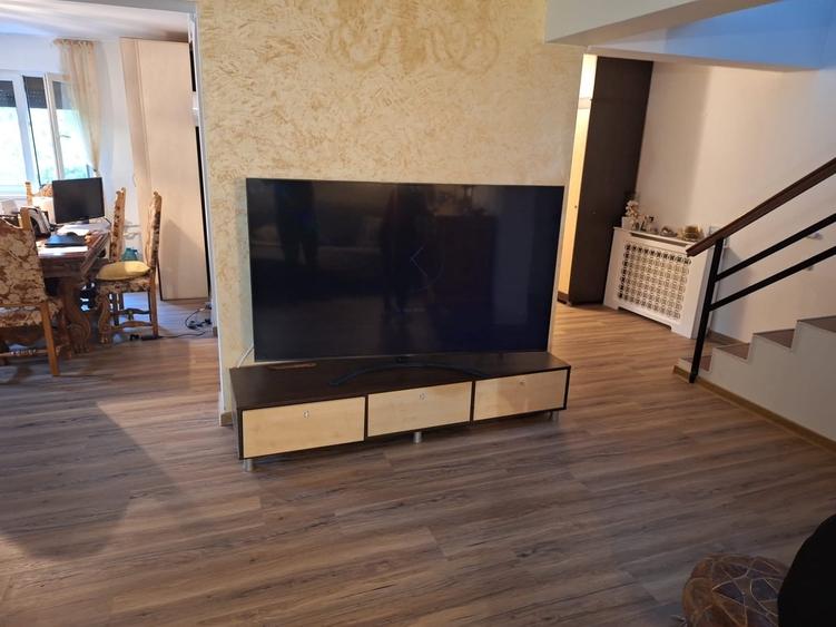 Casă cu 3 camere cu Teren 500 Mp în Central