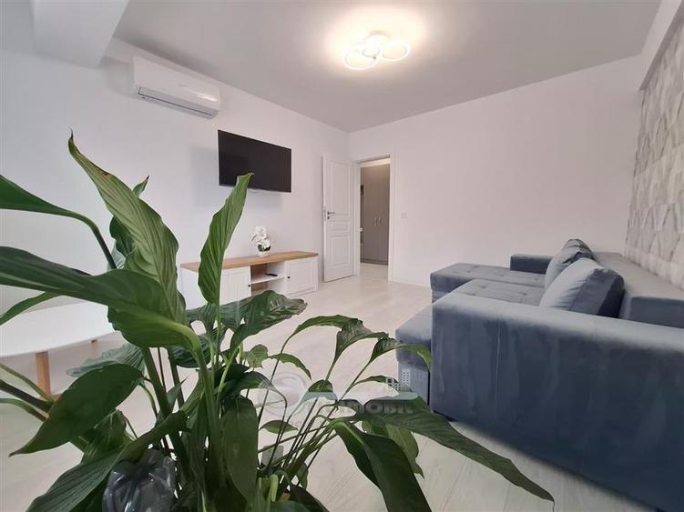 Apartament cu 2 camere decomandat, mobilat în Cug
