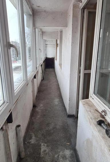 Apartament cu 3 camere decomandat în Lacul Tei