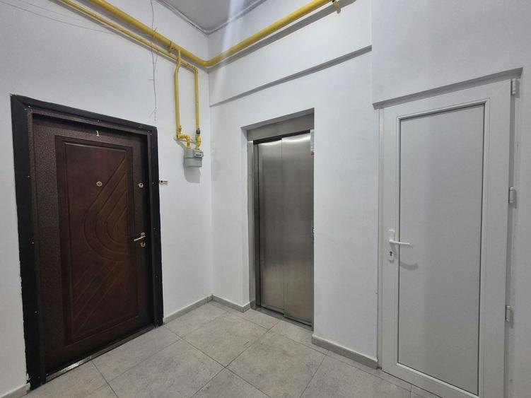 Garsonieră decomandată în Gării