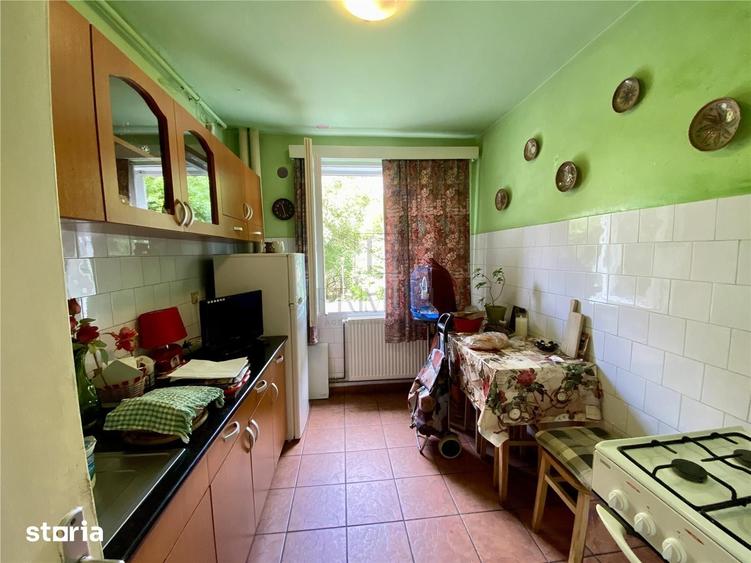 Apartament cu 2 camere semidecomandat în Medicină