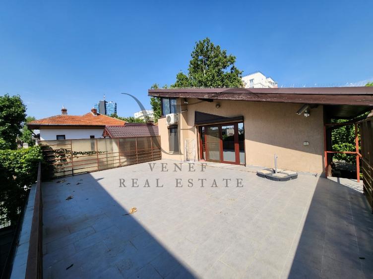 Vila 8 camere 3 bucatarii 3 bai terasa, 281 mp Barbu Vacarescu Stefan cel Mare  - 15