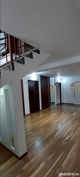 Casă cu 6 camere cu Teren 1300 Mp în Podu Iloaiei