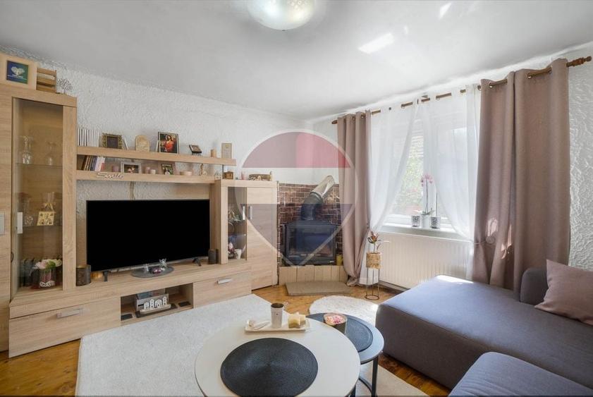 Casă individuală cu 4 camere cu Teren 902 Mp în Lunca Calnicului