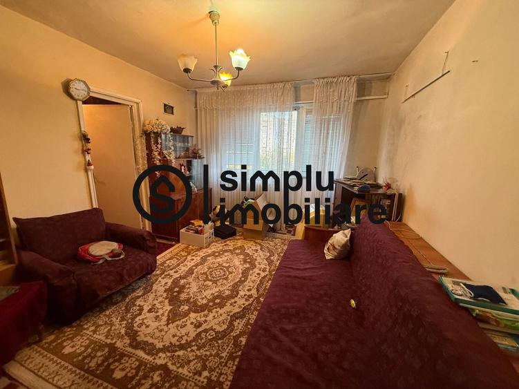 Apartament cu 2 camere semidecomandat, mobilat în Craiovița Nouă