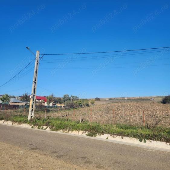 Teren de 2618 mp, în Portari