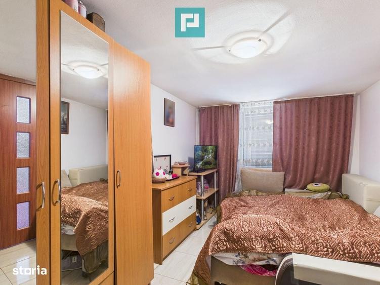 Casă cu 4 camere în Radna