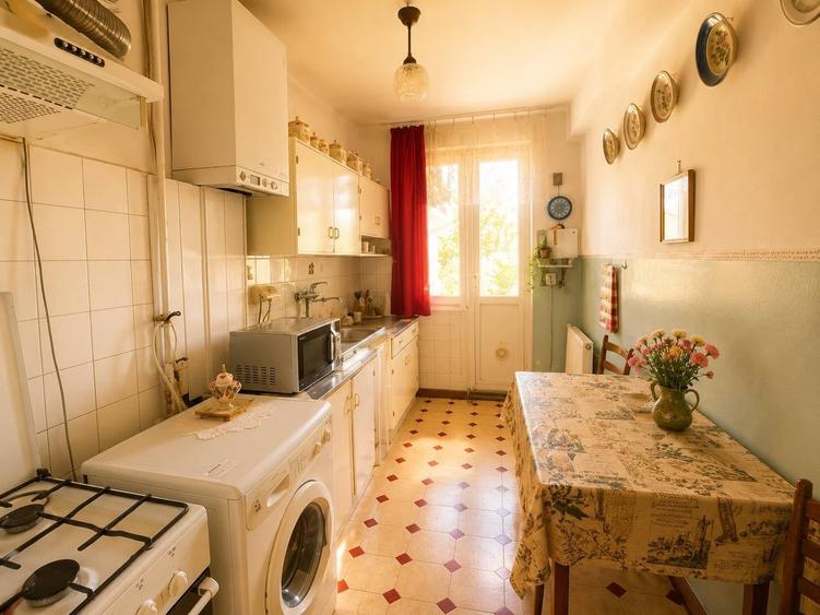 Apartament cu 3 camere decomandate, confort sporit, 74mp, finisat, cu parcare, in Centru - 3