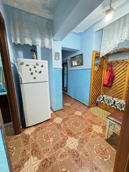 Apartament cu 3 camere decomandat în Dacia