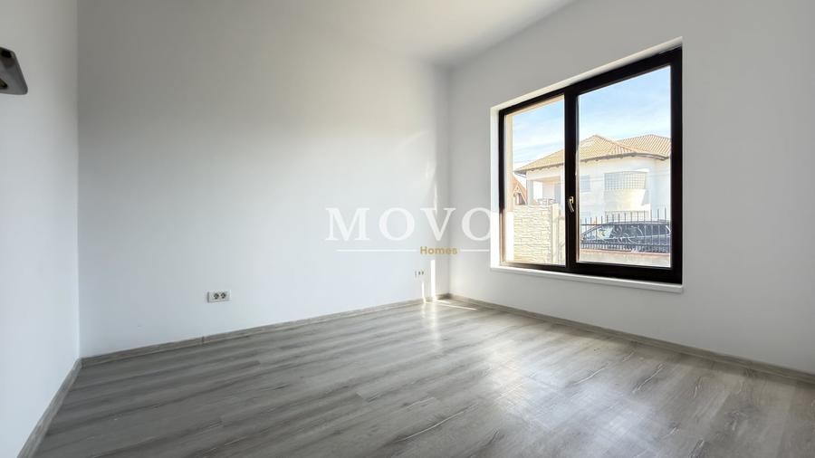Duplex cu 4 camere cu Canalizare în Moșnița Nouă