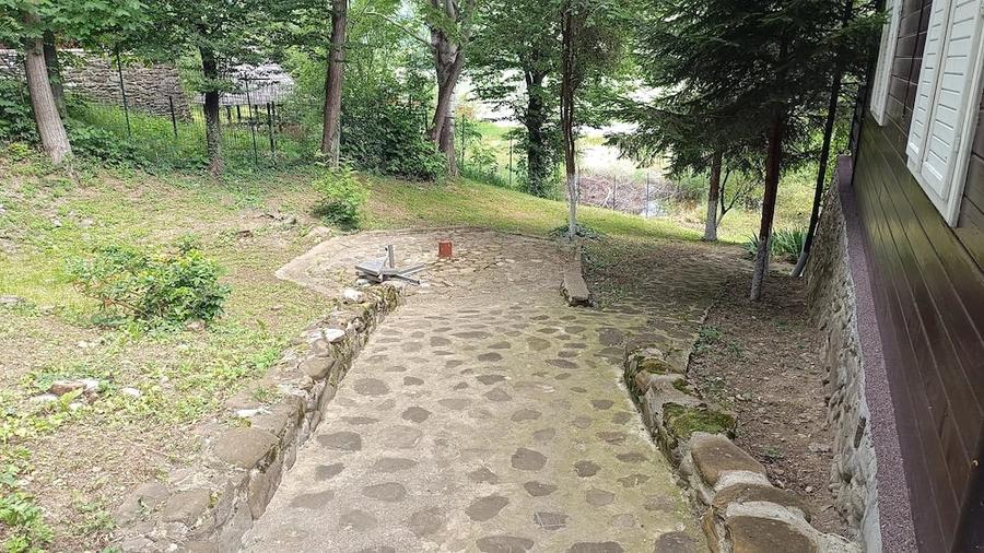 Casă cu Teren 750 Mp în Lunca Mare