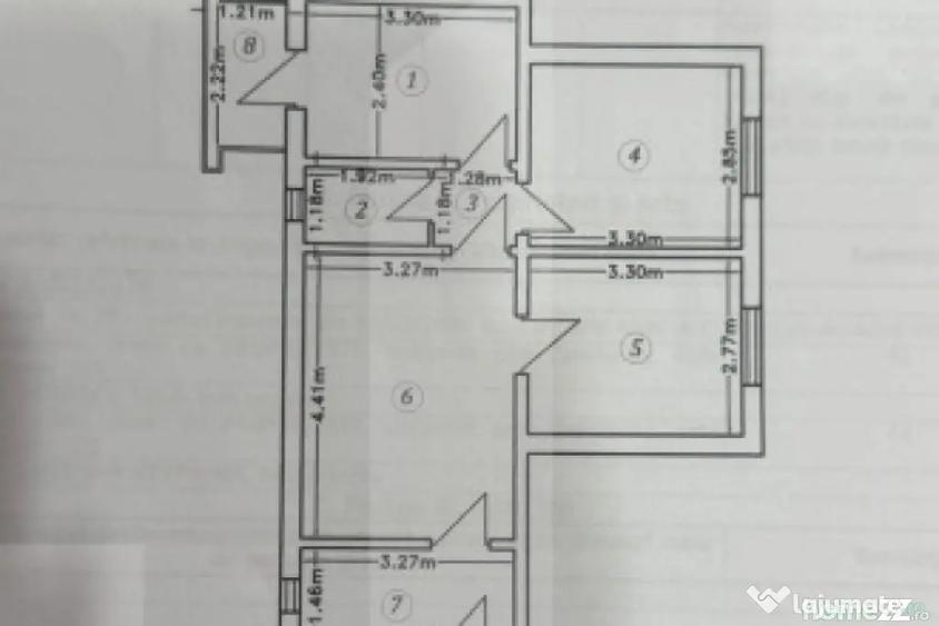 Apartament cu 3 camere semidecomandat în Central
