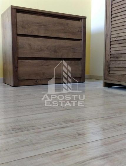 Apartament cu 3 camere decomandat, mobilat în UTA