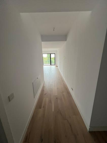 Apartament cu 3 camere decomandat, mobilat în P-ta Presei Libere