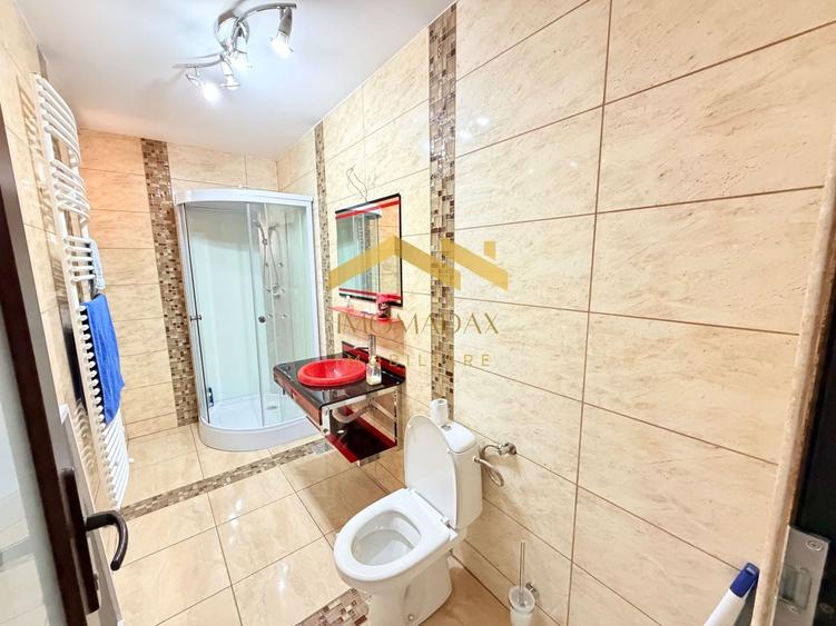 Casă individuală cu 4 camere cu Canalizare în Dumbrăvița