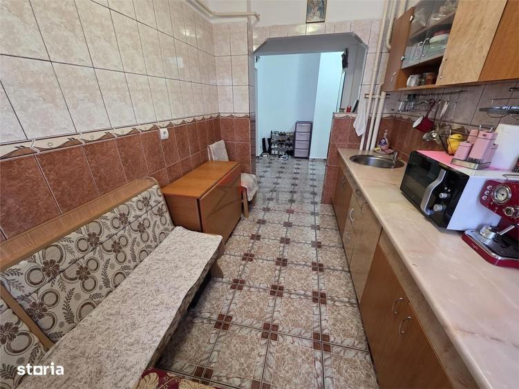 Apartament cu 3 camere decomandat în Dacia