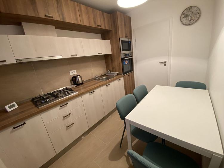 Apartament cu 2 camere decomandat, mobilat în Blumăna