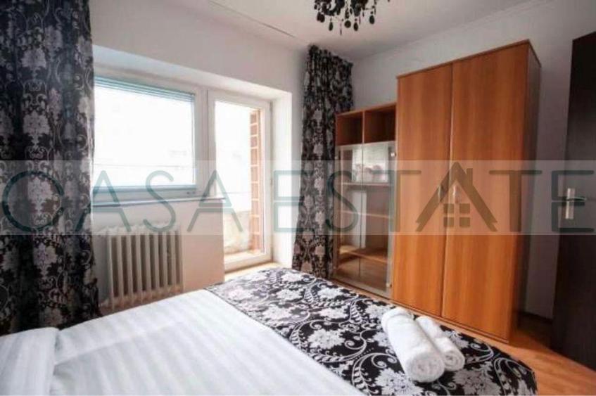 Apartament cu 4 camere decomandat în Unirii
