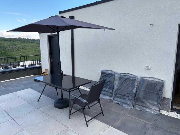 Apartament cu 2 camere decomandat în Rediu