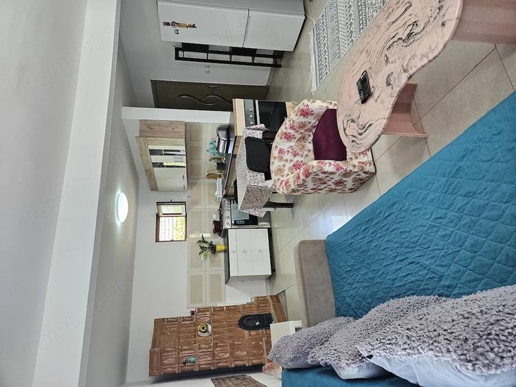 Casă cu Teren 2500 Mp în Căzănești