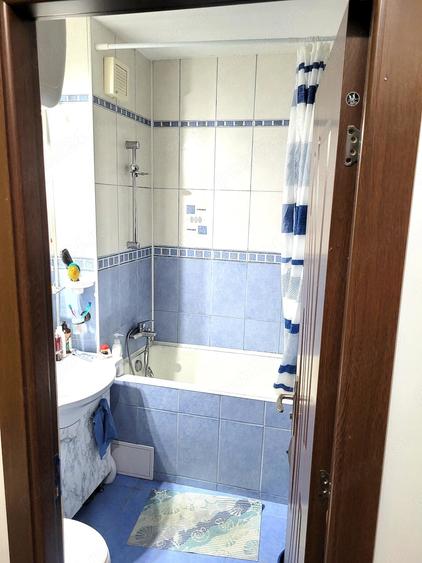 Apartament cu 2 camere semidecomandat în Democrației