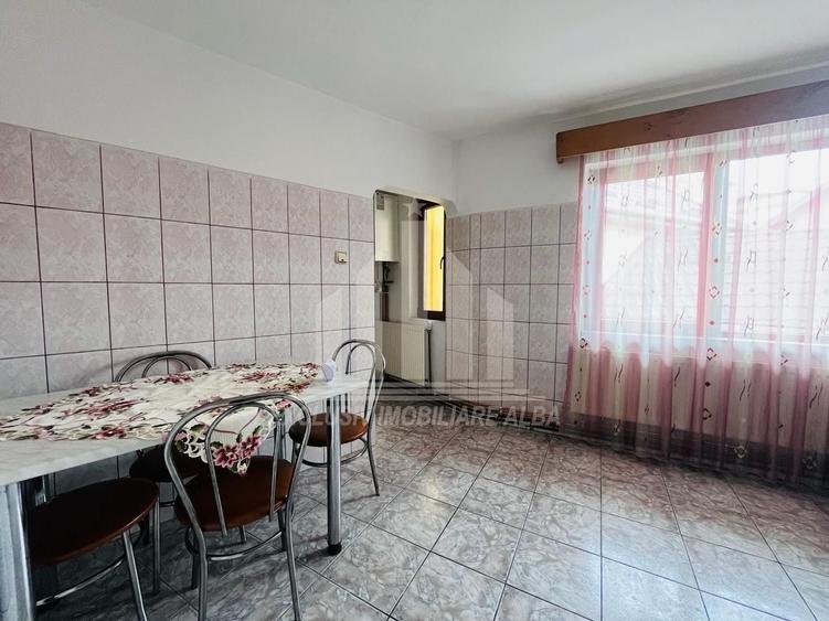 Apartament cu 3 camere, mobilat în Tolstoi