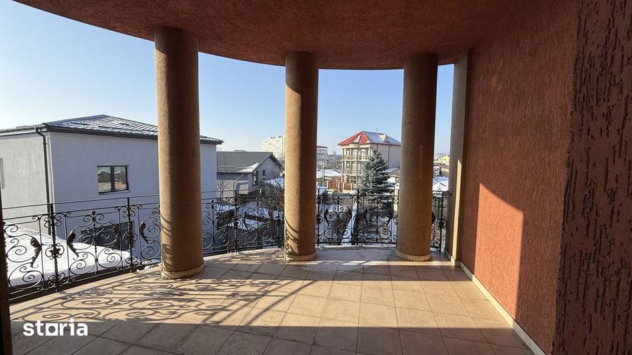 Casă cu 7 camere cu Piscina în Ferentari