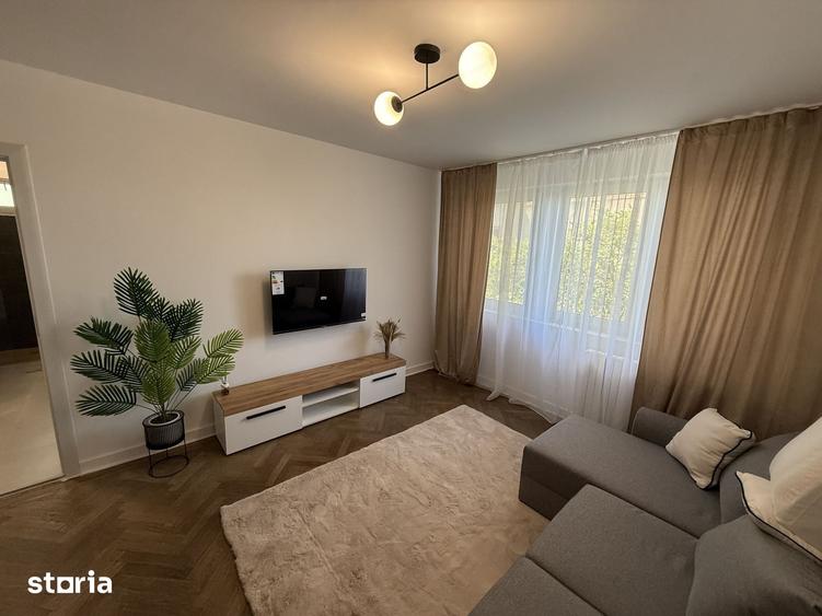 Apartament cu 2 camere semidecomandat în Tomis II