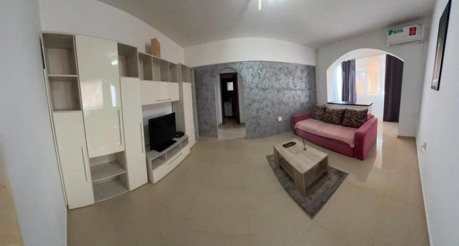 Apartament cu 2 camere semidecomandat în Ultracentral