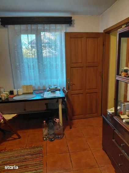 Casă cu 3 camere cu Teren 279 Mp în Dorobanți