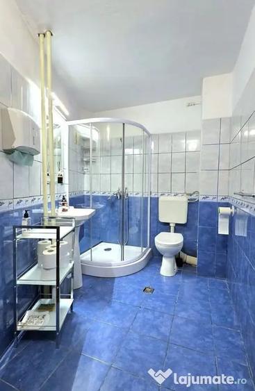 Apartament cu 4 camere decomandat în Universitate