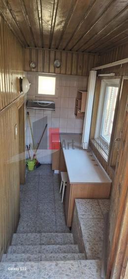 Casă individuală cu 3 camere cu Canalizare în Central
