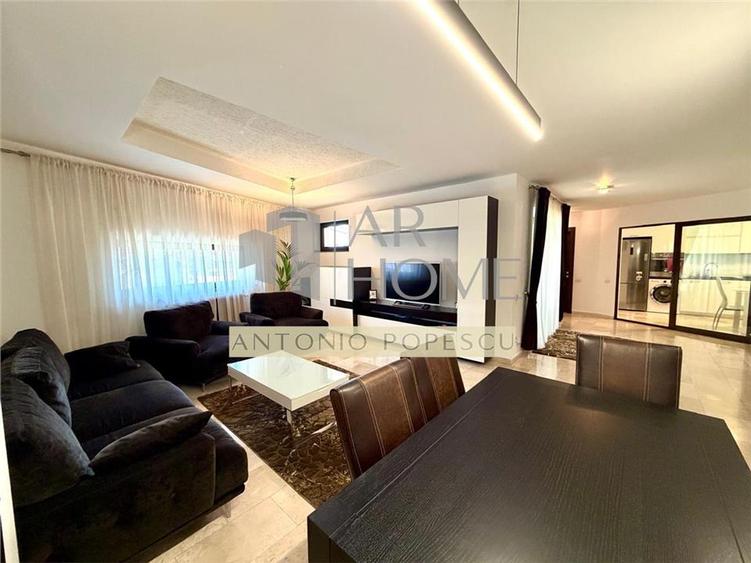 Apartament cu 3 camere decomandat, mobilat în Ultracentral