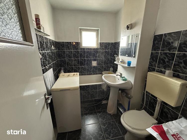 Apartament cu 3 camere decomandat în Micălaca