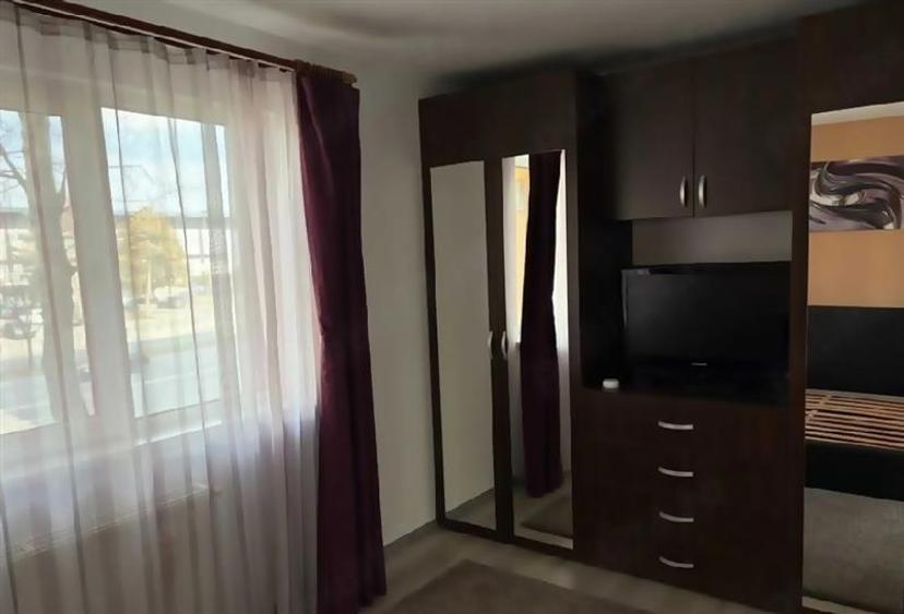 Apartament cu 2 camere semidecomandat, mobilat în Gării