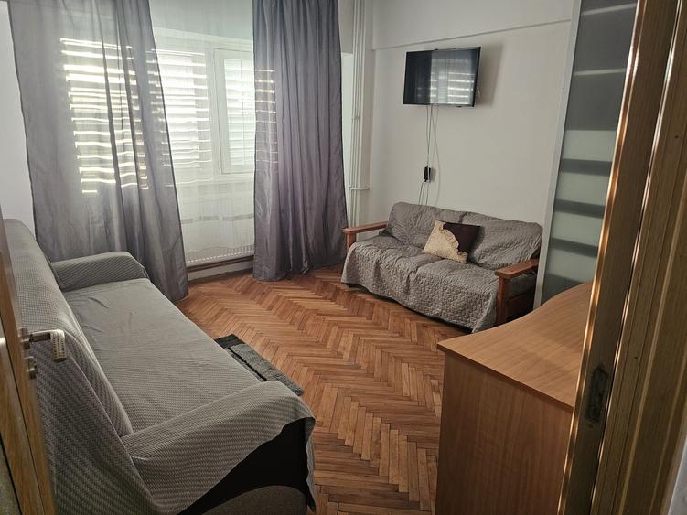 Apartament cu 2 camere decomandat în Popoveni