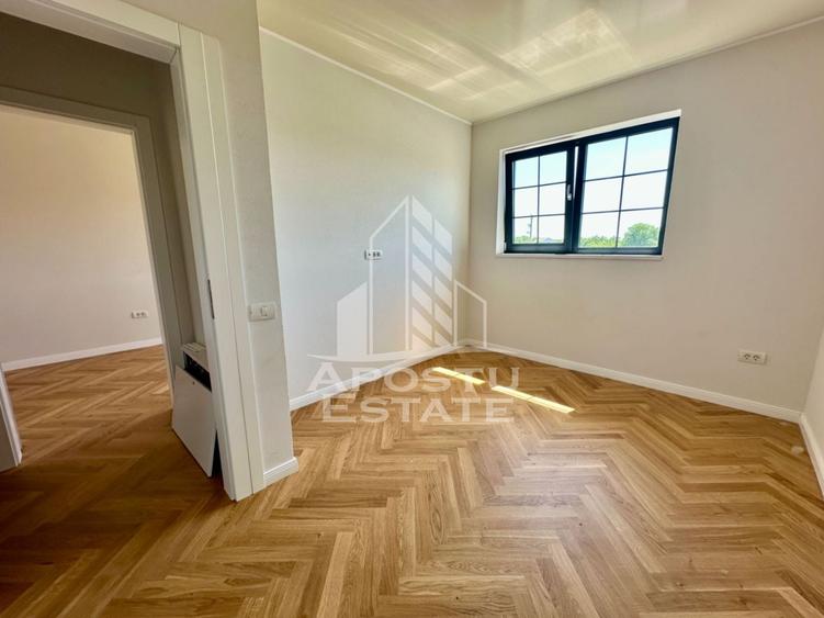 Duplex cu 5 camere cu Canalizare în Giroc