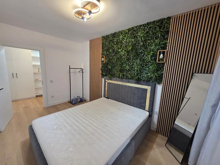 Apartament cu 2 camere decomandat în Tineretului