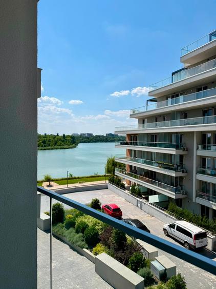 Apartament cu 3 camere semidecomandat în Pantelimon