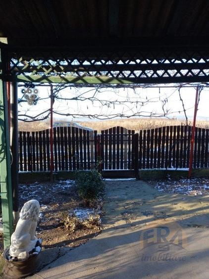 Casă individuală cu 3 camere cu Teren 4963 Mp în Săcădat