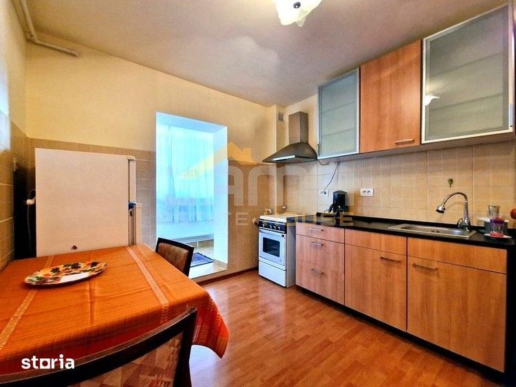 Apartament cu 2 camere decomandat în Podgoria