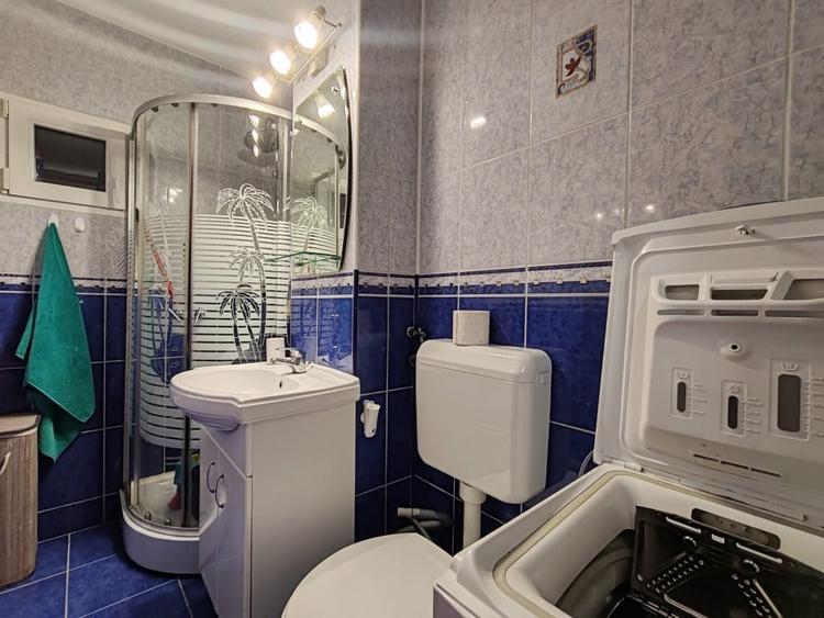 Apartament cu 2 camere decomandat, mobilat în Gării