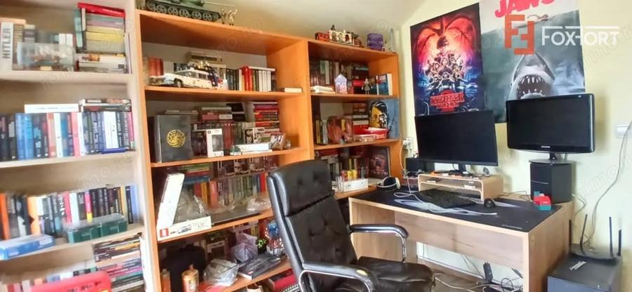 Casă cu 5 camere cu Teren 526 Mp în Ronaț