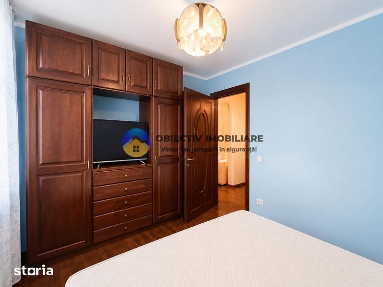Apartament cu 3 camere semidecomandat, mobilat în Est