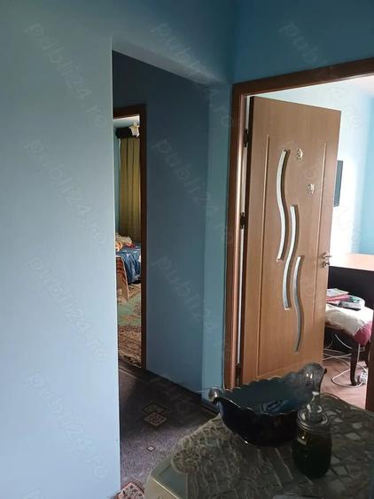 Apartament cu 3 camere decomandat în Tineretului