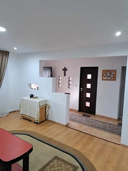 Casă cu 3 camere cu Teren 700 Mp în Valea Ursului