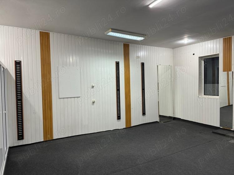 Spațiu comercial, de 40 mp, în Central